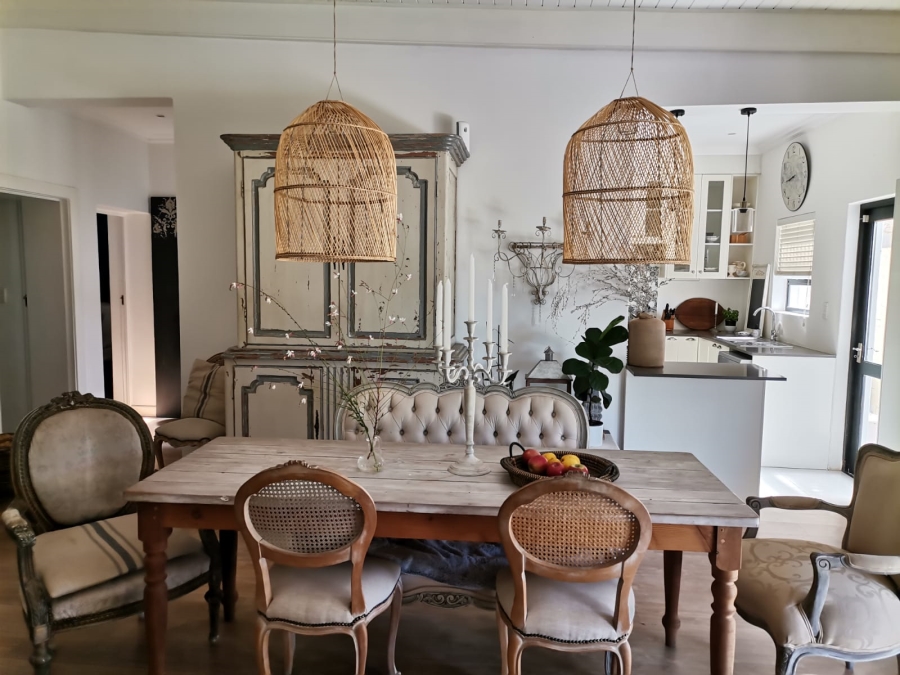 To Let 3 Bedroom Property for Rent in Martinville Western Cape